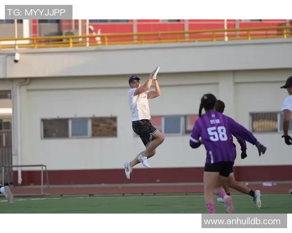 飞盘心理素质分析北京飞盘队荣获第三名的背后故事与启示