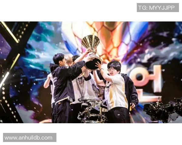 EDG战队重塑辉煌之路：从挑战者到冠军杯的蜕变与成长