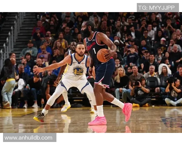 三分33中6！哈登、小卡熄火！库里198助勇士大胜19分