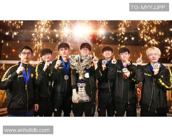 FPX战队的荣耀与挑战：从奋斗到巅峰的大师赛之路